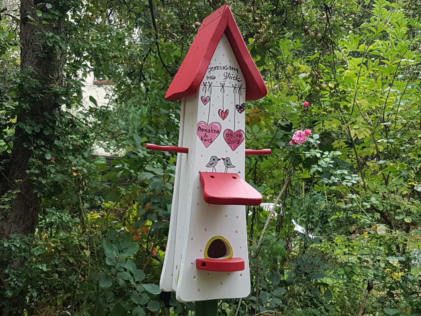 Futterhaus mit Silo - Futtertürmchen Gemeinsam ins Glück! - personalisiert