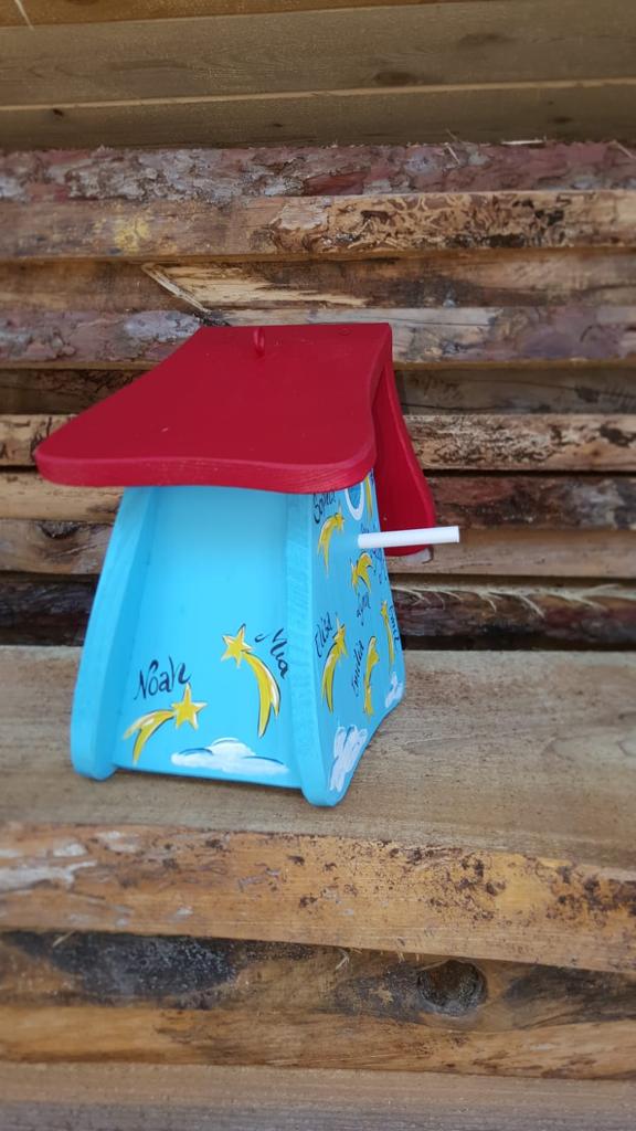 Nistkasten - Nistmini Sternschnuppen hellblau - personalisiert