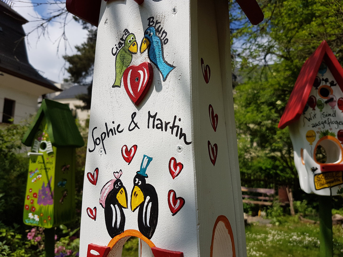 Kombiniertes Vogelhaus - Minivilla 2 Liebesnest 2 Raben 2 Vögel mit Katze weiß - personalisiert