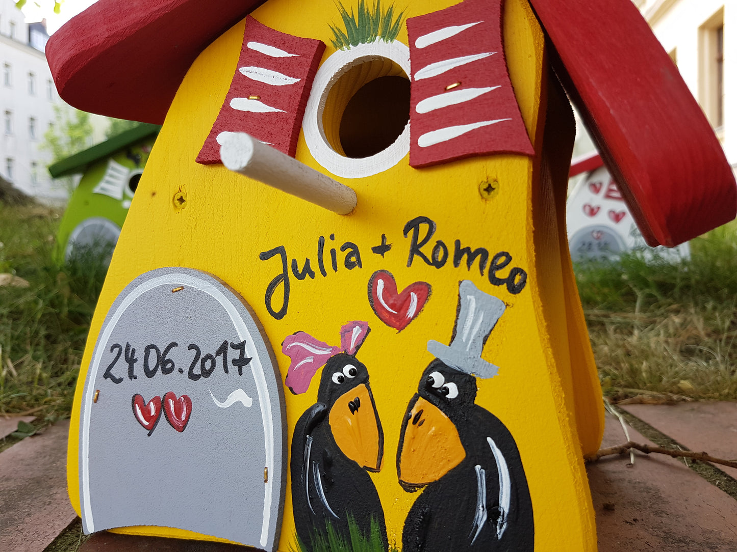 Nistkasten - Nistmini Hochzeitsraben gelb - personalisiert