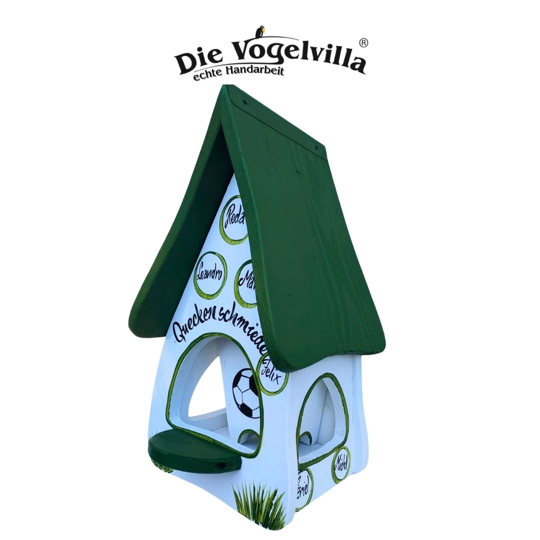 Futterhaus mit Silo - Futtervilla klein "Fußball" - personalisiert