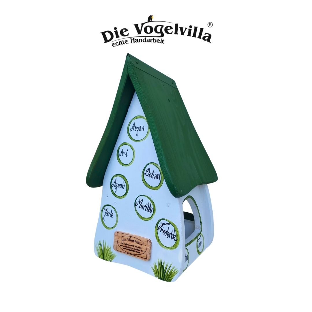 Futterhaus mit Silo - Futtervilla klein "Fußball" - personalisiert