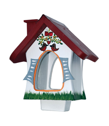 Futterhaus "Waldhütte mit Mistelzweig" stehend