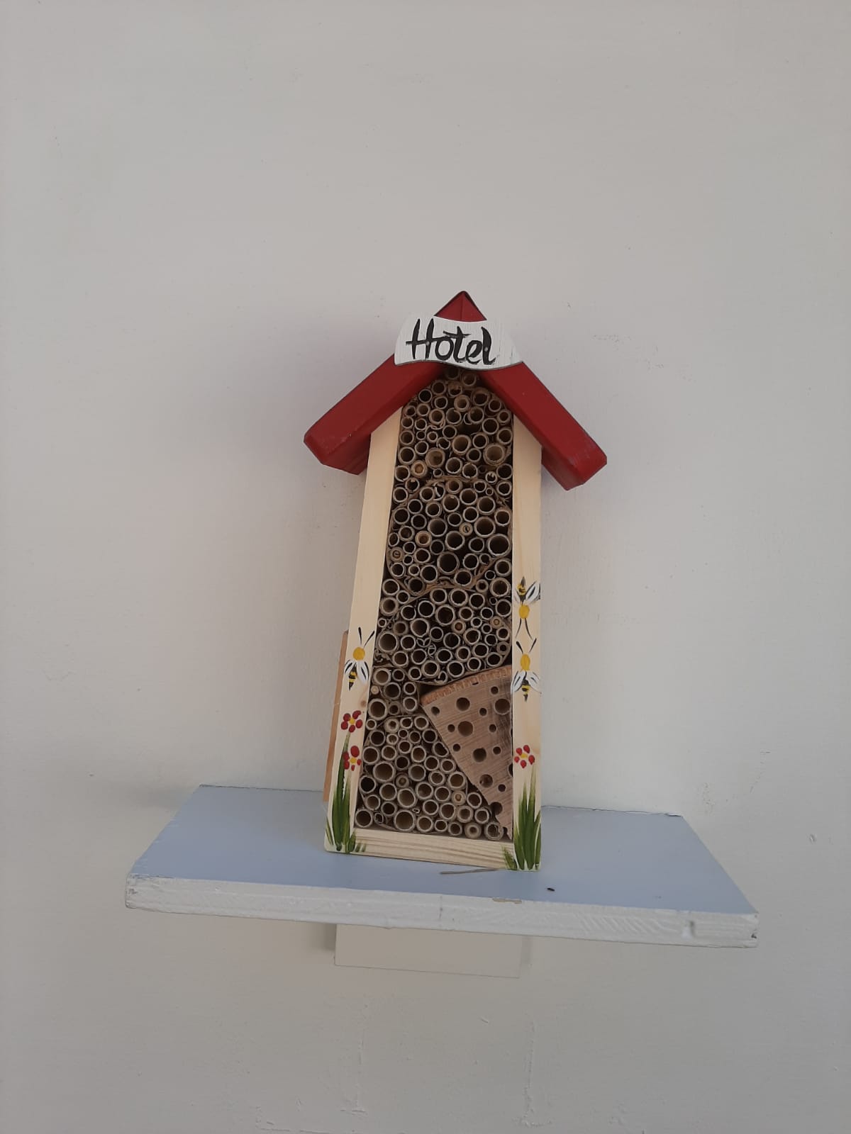 SET Bienenhotel mini mit Schild "Hotel" farbiges Dach 12 Stk.