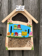Insektenhaus "Insektenquartier klein hellblau mit Zwergen" personalisiert