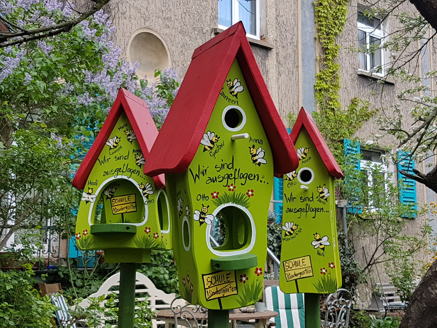 Cadeau d'adieu pour un enseignant : nichoir combiné kiwi | Noms avec des abeilles