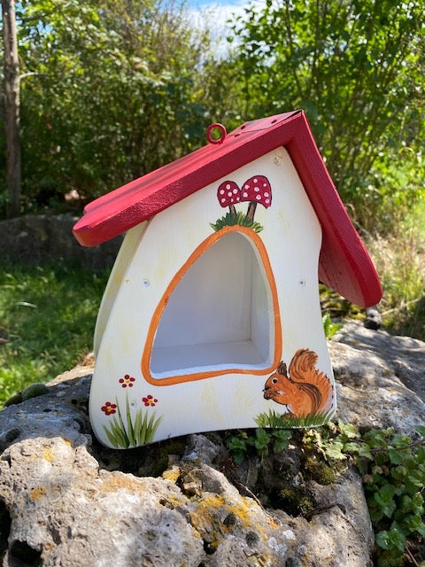 Vogelfutterhaus Futtermini zum Aufhängen Tiere des Waldes mit Eichhörnchen