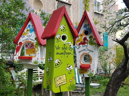 Cadeau d'adieu tour de nidification pour maternelle avec noms d'enfants et abeilles