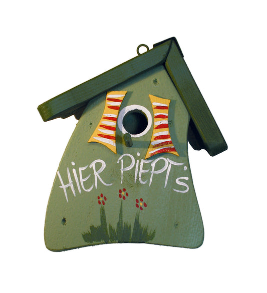 Nesting mini here chirps 